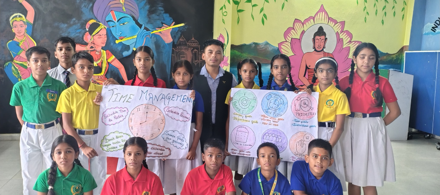 Balancing Study and Play with Time Skills – School in Selaqui
