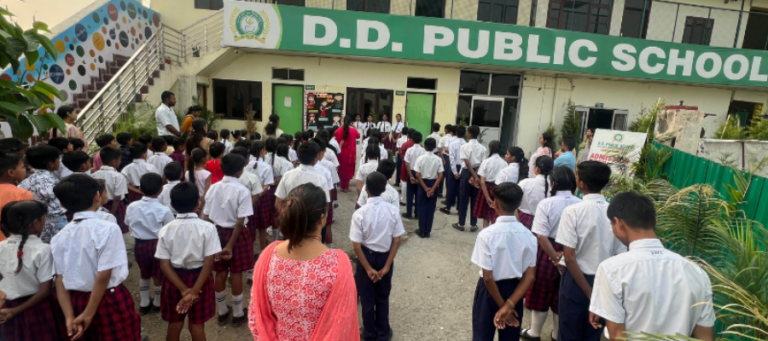 Top Benefits of Studying in an English Medium School in Selaqui